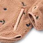 fd39a33ff43cac2b779bd99da3edd20f