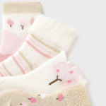 d9f2546fe41849d180b5bd8a046f3753