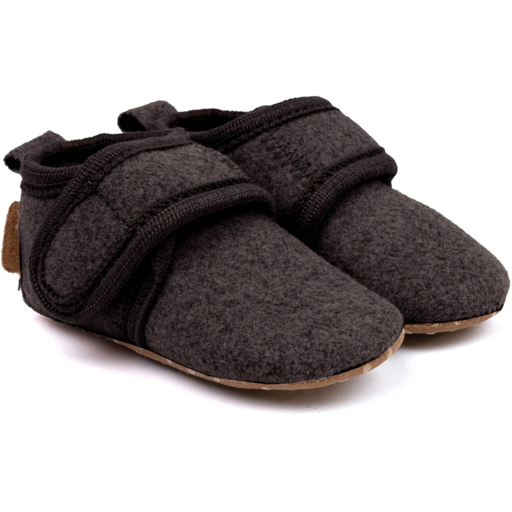 04387aa9fcf32eb9c26d402369bb9945